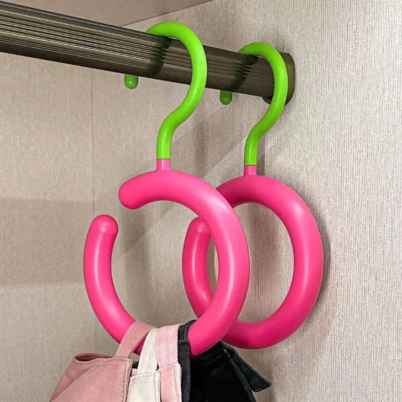 1 PCS Multifunctional Non Punching Clothes and Hat Hook, Dormitory Underwear Suspender Bag, Hat Scarf, Seamless Storage Hook